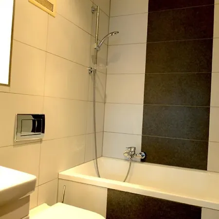 Hotel Am Schelztor 3*