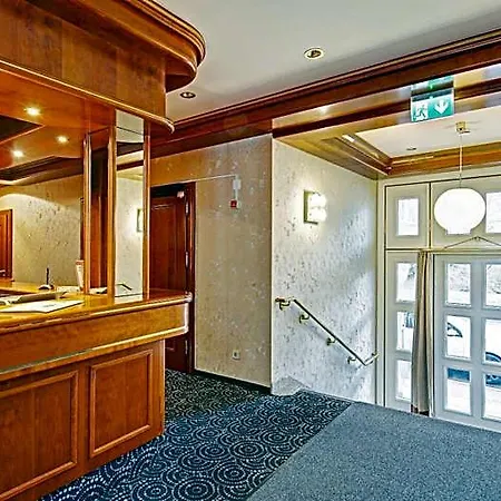Hotel Am Schelztor 3*
