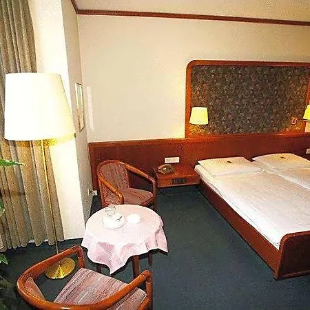 Am Schelztor Hotel 3*