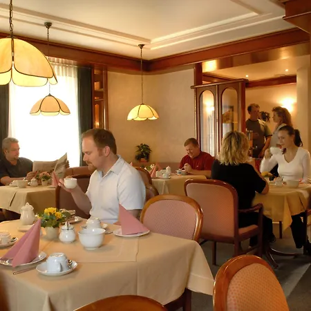 Am Schelztor Hotel 3*